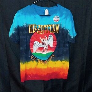 Led Zepplin 💯% cotton size small vibrant Colors LiquidBlue.com it